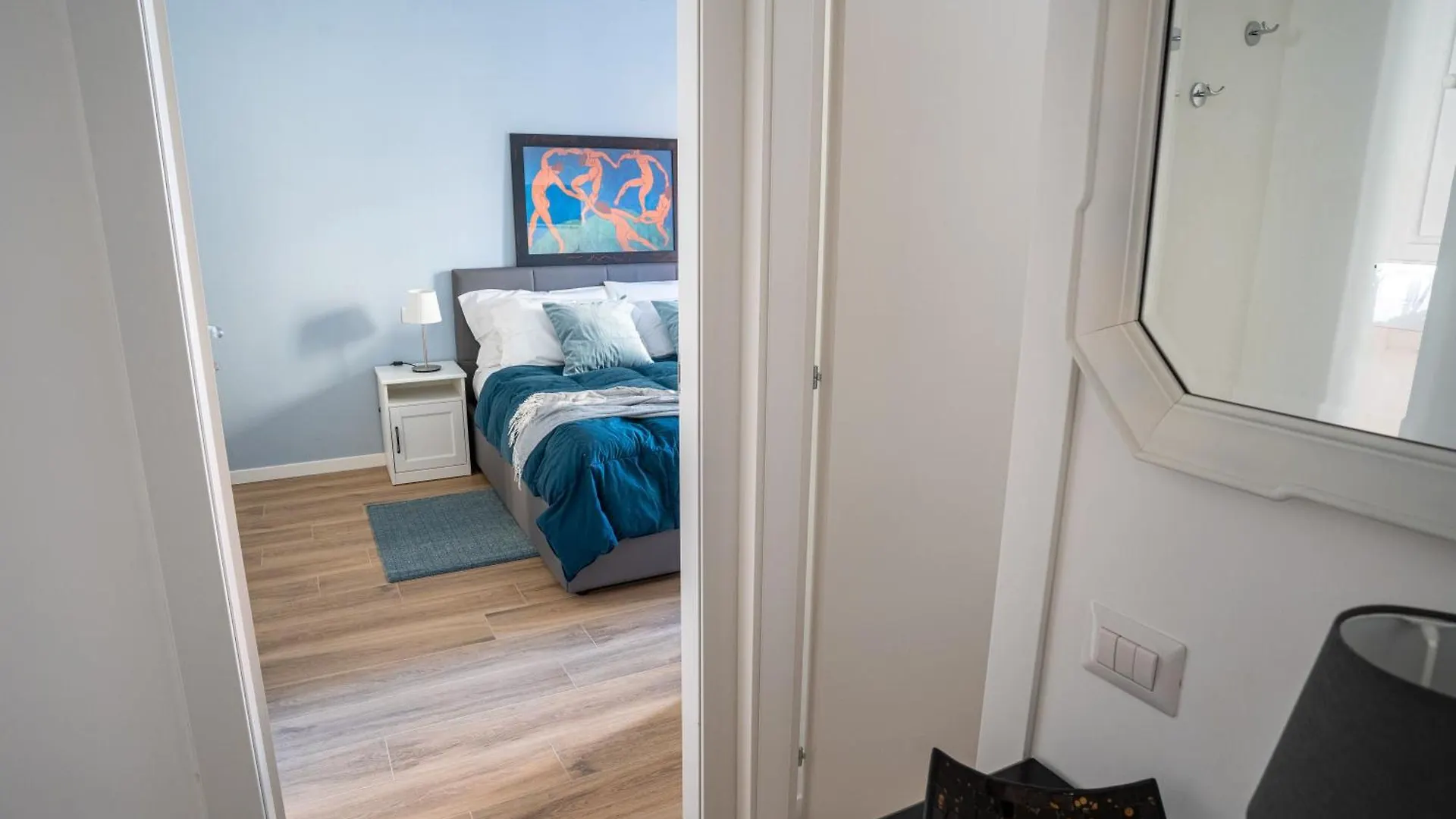 Apartment Suite Mont Noir Milan