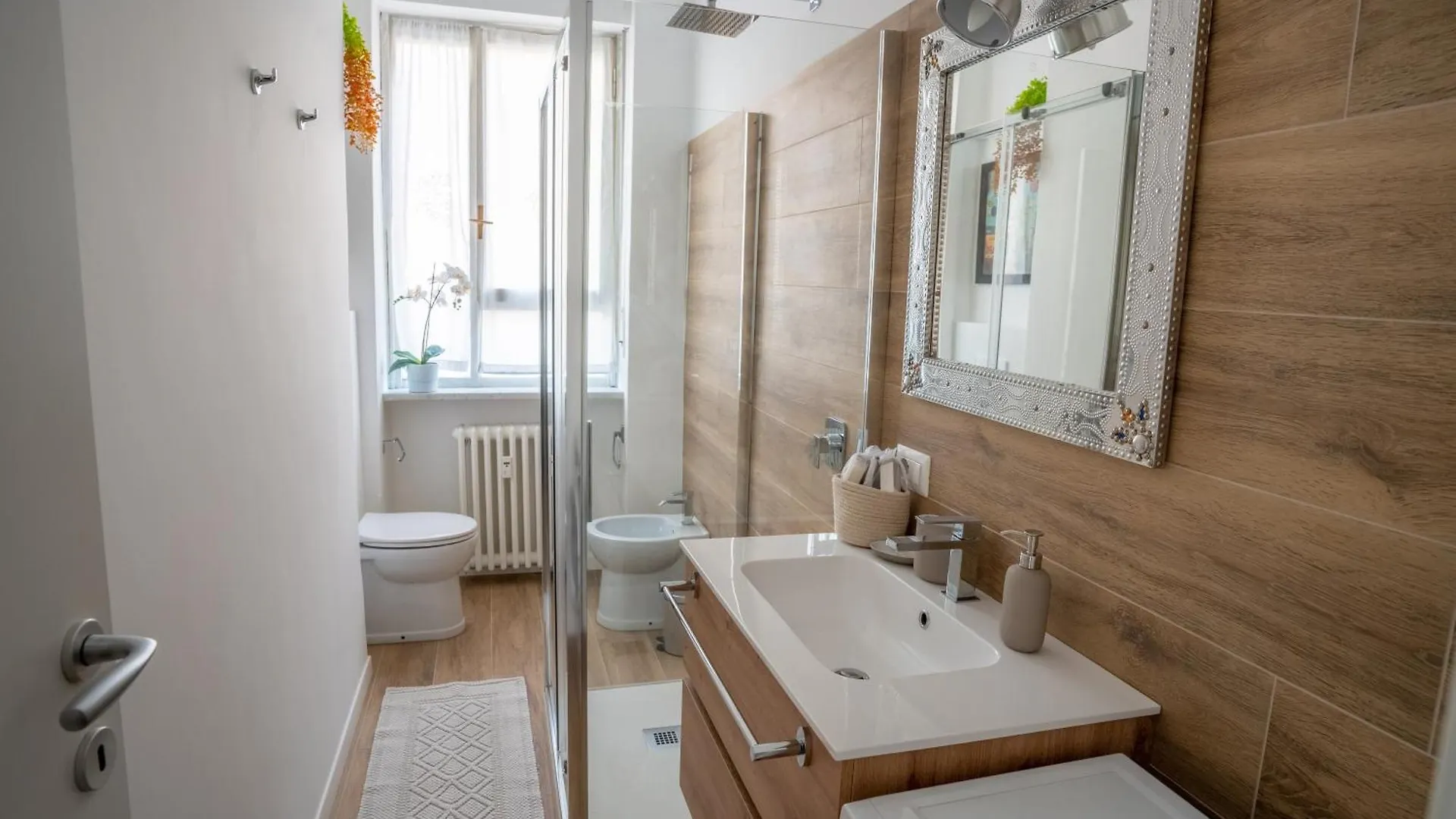 Suite Mont Noir Milan Apartment