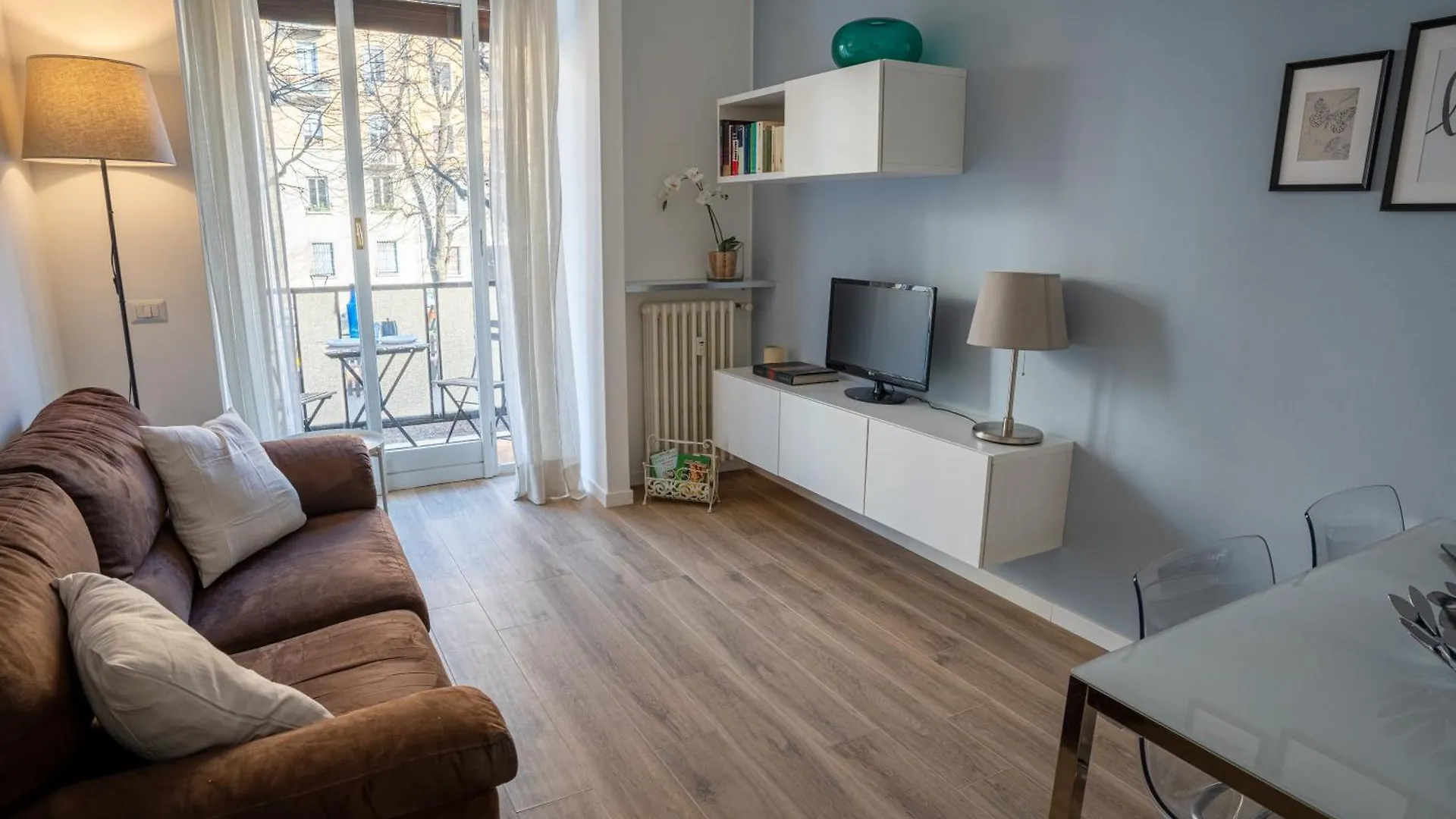 Apartment Suite Mont Noir Milan Italy